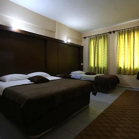 Hotel Cihanay 2*