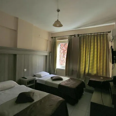 Cihanay Hotel 2*